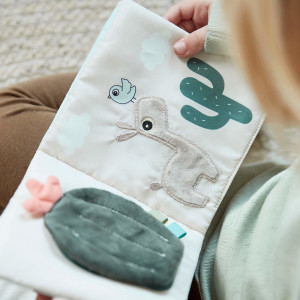 Livre bébé d'éveil sensoriel en tissu "Lalee le Lama" Done by Deer