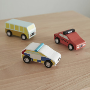 Petites Voitures à rétrofriction en bois "Aiden" (3 ans et +)  Kids Concept