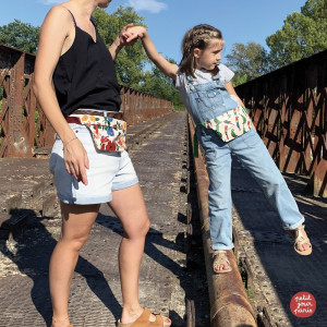 Sac Banane enfant en coton enduit Lucas du Tertre "Les Perroquets" Maison Petit Jour