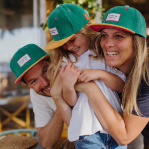 Casquette en velours Sweet "Rainbow" (Papa) Hello Hossy