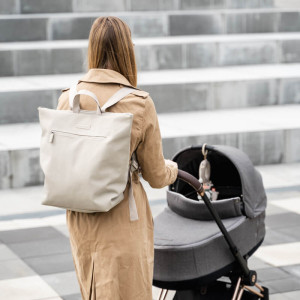 Sac à langer à dos en PET recyclé "Beige" Done by Deer
