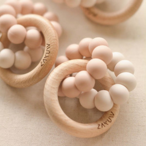 Anneau de dentition en perles de bois et silicone "Floraison" Zakuw