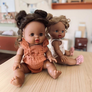  Poupon Gordis petite fille Madeleine aux yeux dormeurs Minikane