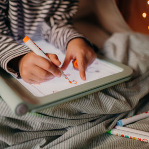 Tablette lumineuse 2 en 1 Kidydraw Pro "Vert" (4-10 ans) Kidywolf