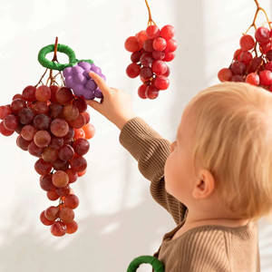 Hochet de dentition en caoutchouc naturel "Raisin" Oli & Carol
