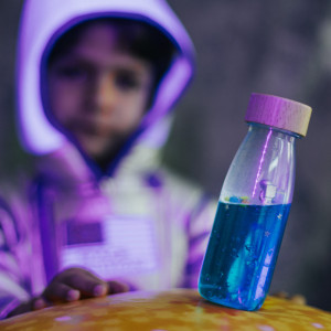 Bouteille sensorielle Move "Univers" Petit Boum