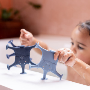 Jouet de bain à ventouse en silicone Animaux "Mrs Elephant" (12 mois et +) 