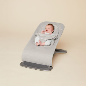 Transat bébé évolutif Evolve 3-en-1 Mesh "Gris Clair" Ergobaby
