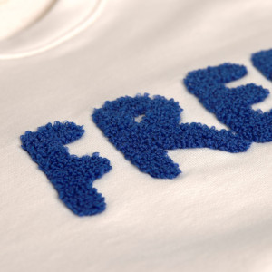 Sweat bébé en coton bio "Little Gang Free"