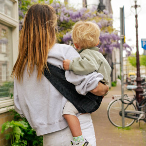 Porte-bébé en velours côtelé "Noir"
