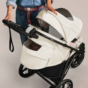 Poussette Avi Spin chassis noir "Moon Black" Cybex