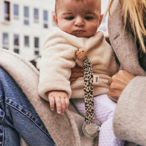 Attache tétine en double gaze de coton Capsule "Léopard Beige" Bebel