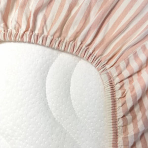 Drap housse 60x120 en Percale de Coton Bio "Rayure Rose" Kadolis