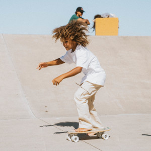 Skateboard en bois enfant "Vert" (3-10 ans) Banwood