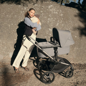  Poussette Bugaboo Fox5 Renew complète châssis graphite "Moon Grey"