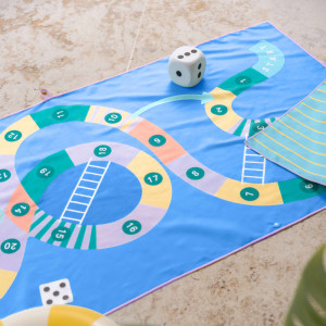 Serviette de plage enfant en microfibre (140 x 70 cm) "Echelles & Serpents" Quut