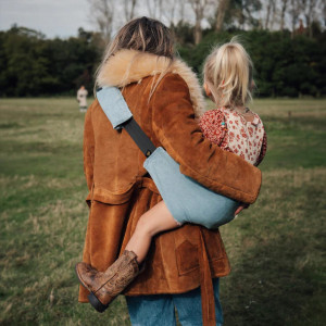 Porte bébé Main "Denim" Wilride