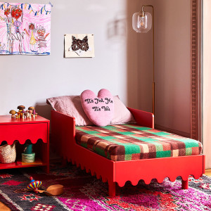 Lit junior 70x140 en bois Moss "Rouge" Oeuf NYC