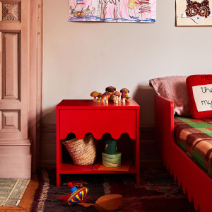 Table de chevet en bois Moss "Rouge"