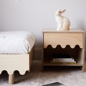 Table de chevet en bois Moss "Bouleau"