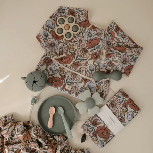 Bavoir manches longues imperméable (6-24 mois) "Retro Flowers" Mushie