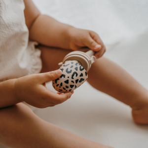 Tétine bébé Grignoteuse en silicone "Sauvage" Zakuw