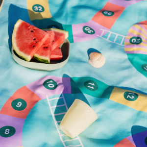 Serviette de plage en microfibre (180 x 100 cm) "Echelles & Serpents" 