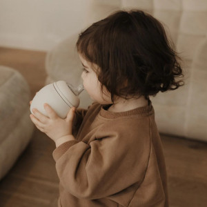 Gourde d'apprentissage en silicone Bubble "Sand" (240ml)
