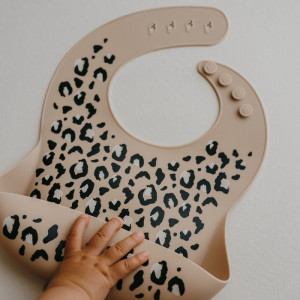 Bavoir à poche en silicone "Sauvage" (6-36 mois) Zakuw