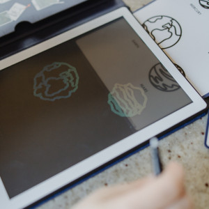 Tablette à dessin lumineuse KIDYDRAW-MINI "Galaxie" (3 ans et +) Kidywolf