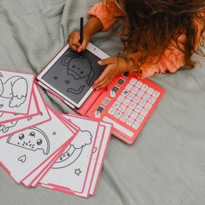 Tablette à dessin lumineuse KIDYDRAW-MINI "Kawai" (3 ans et +)