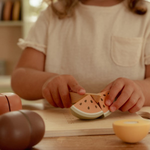 Fruits à découper en bois (2 ans et +) Little Dutch