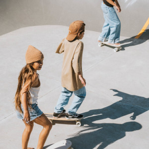 Skateboard enfant en bois "Bleu Marine" (3-10 ans) Banwood
