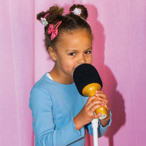 Micro Karaoké enfant Bluetooth "Pailleté Or" (3 ans et +) Lalarma