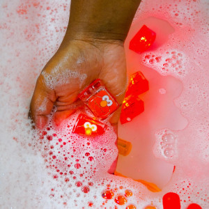 Cubes lumineux pour le bain "Sesame Street Elmo" (3 ans et +) Glo Pals