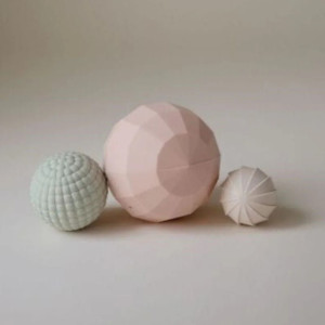 Balles sensorielles bébé en silicone "Blush" Mushie