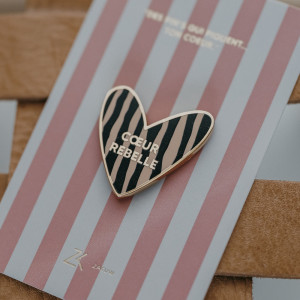 Pin's "Coeur Rebelle" Zakuw