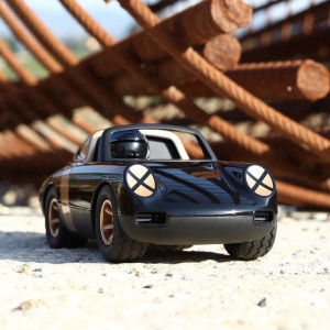 Voiture Luft Crow "Noir/Or" (17,5 cm) Playforever