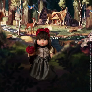 Déguisement "Blanche Neige" pour poupon Gordis Minikane