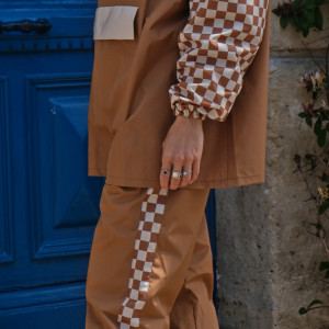 Pantalon de pluie "Damier Marron" (adulte) Poule Party