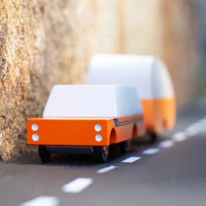 Voiture en bois "Rio Grande Mule Orange" (8,4 cm) Candylab Toys