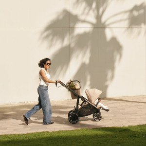  Poussette électrique eGazelle S "Almond Beige" Cybex