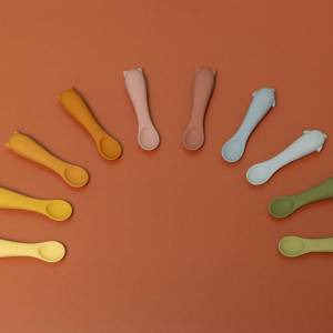 Set de 2 cuillères bébé en silicone "Mr Dino" (4 mois et +) Trixie