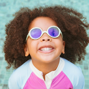 Lunettes de soleil bébé (12-24-mois) Fleur "Thé Vert"