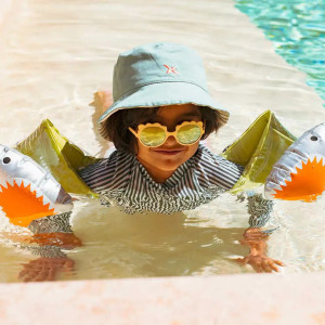 Bob bébé et enfant réversible anti-UV "Rayures Vert Sauge"