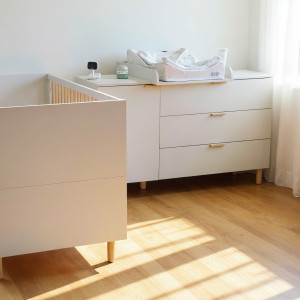 Commode 3 tiroirs + plan à langer en bois "Cosy Clay" Childhome