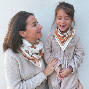 Foulard en coton Oscar "Tigre Milk" (Petit) Milinane