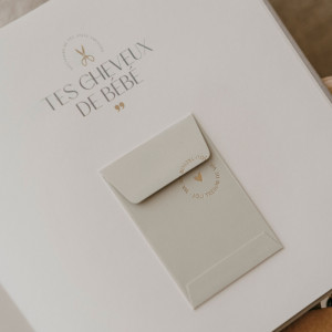 Livre de naissance Pure "Lin" Zakuw