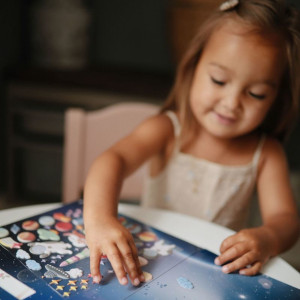 Livre de stickers réutilisables "L' Espace" Mushie