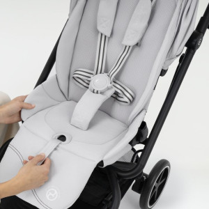  Poussette Eezy S Twist +2 "Almond Beige" (2025) Cybex